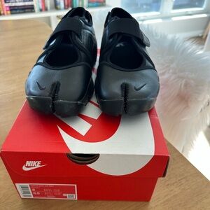 Nike Air Rift Leather (Triple Black) READ DESCRIPTION